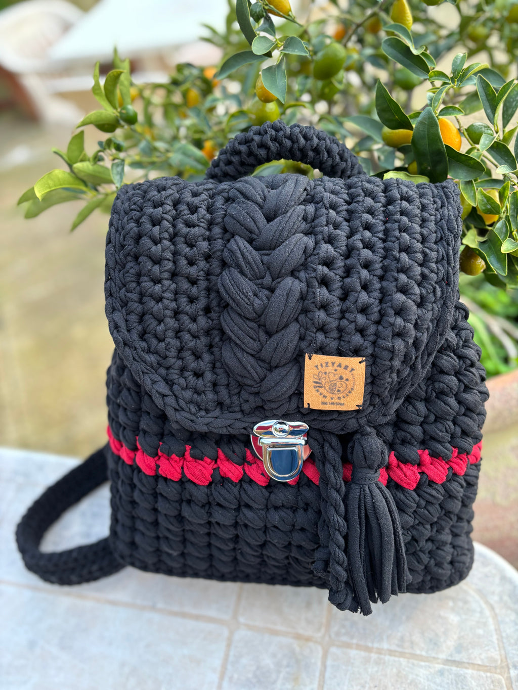 Zaino nero in fettuccia