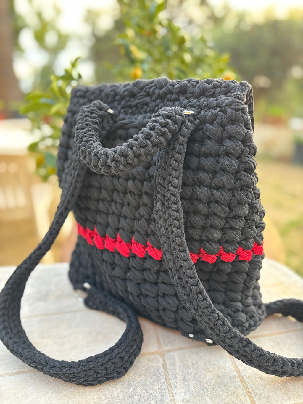 Zaino nero in fettuccia