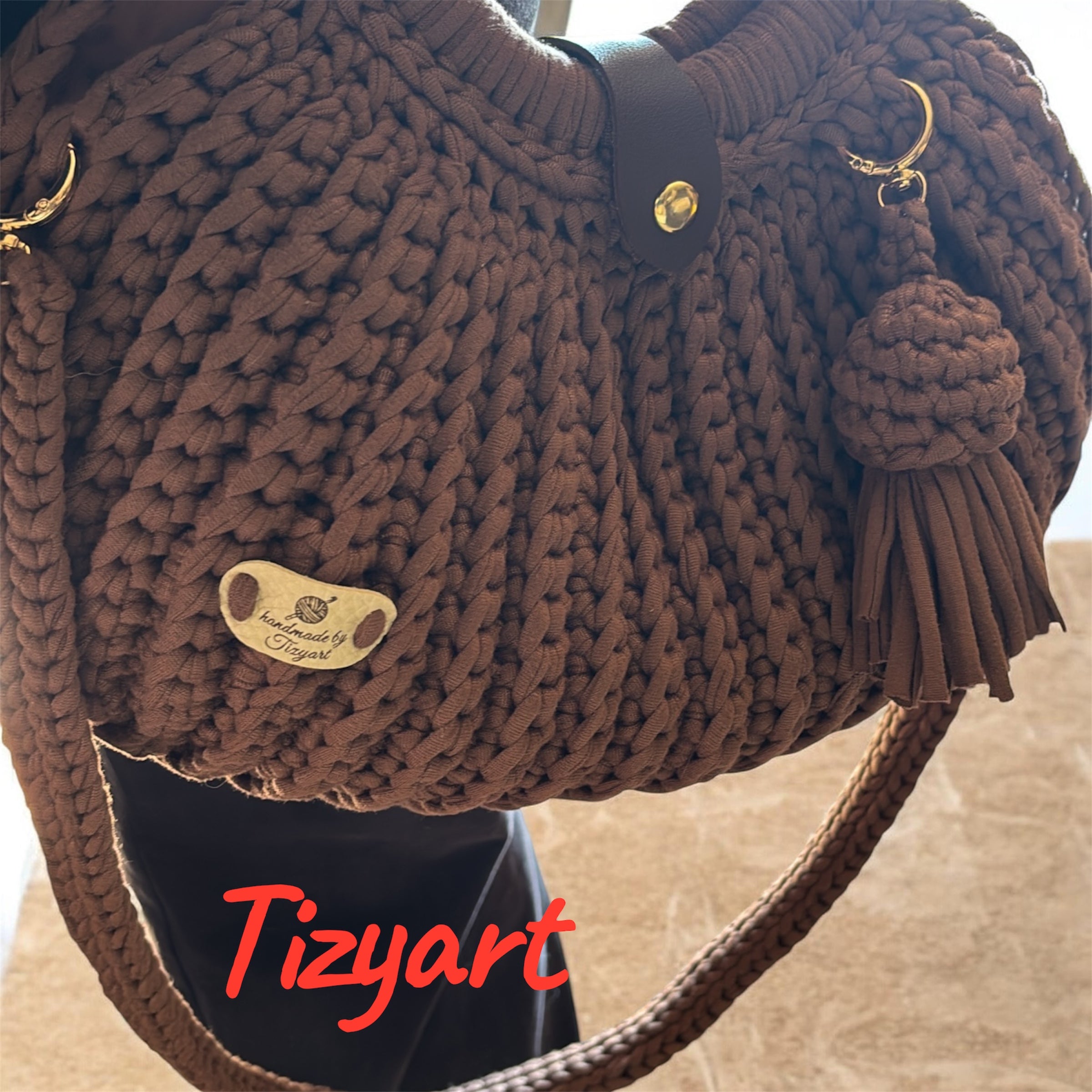 Borsa artigianale fatta a mano all’uncinetto – Tizyart