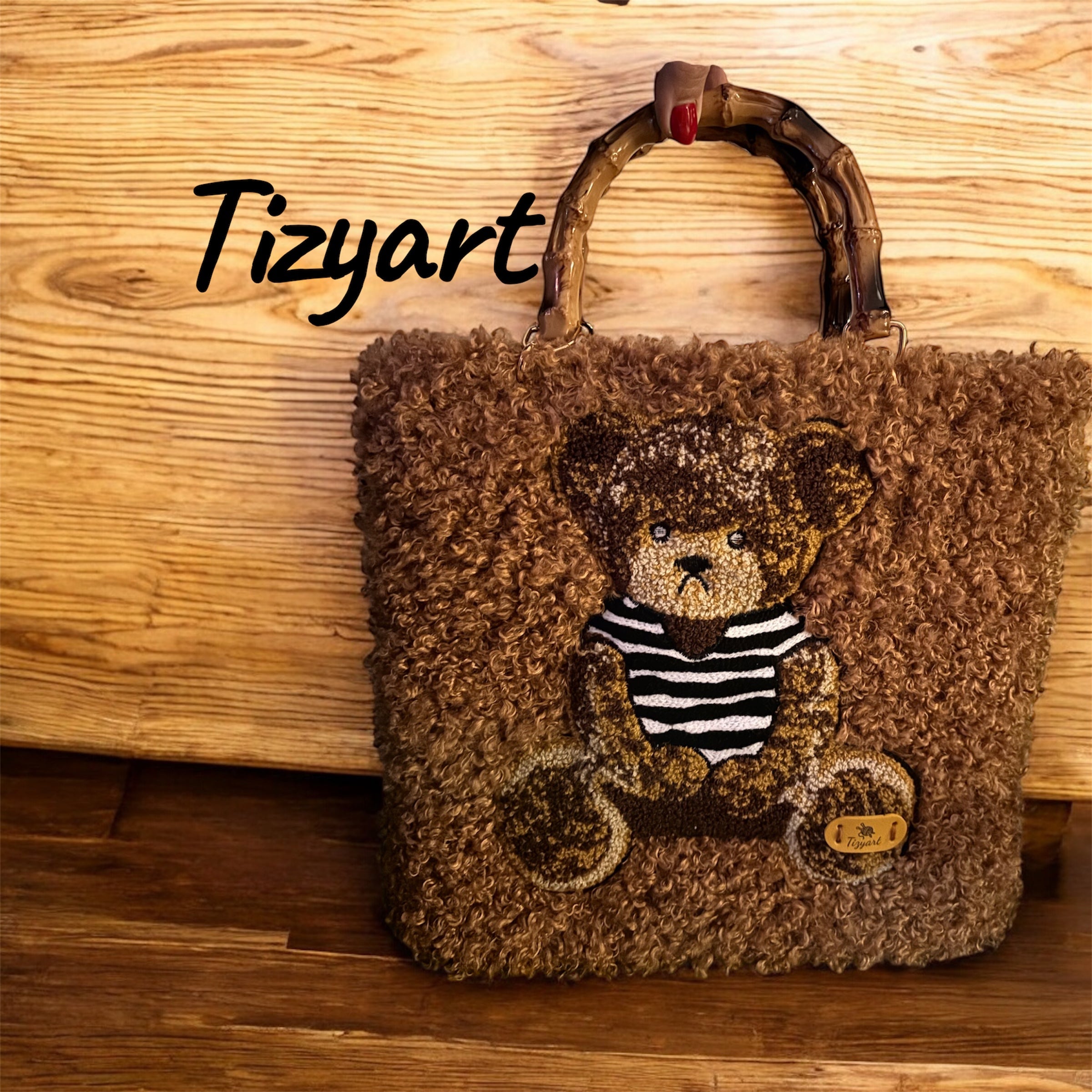 Borsa uncinetto con applicazione teddy