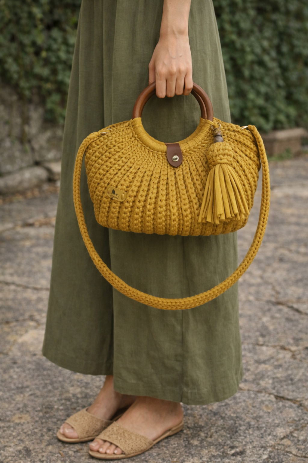 Borsa artigianale fatta a mano all’uncinetto – Tizyart